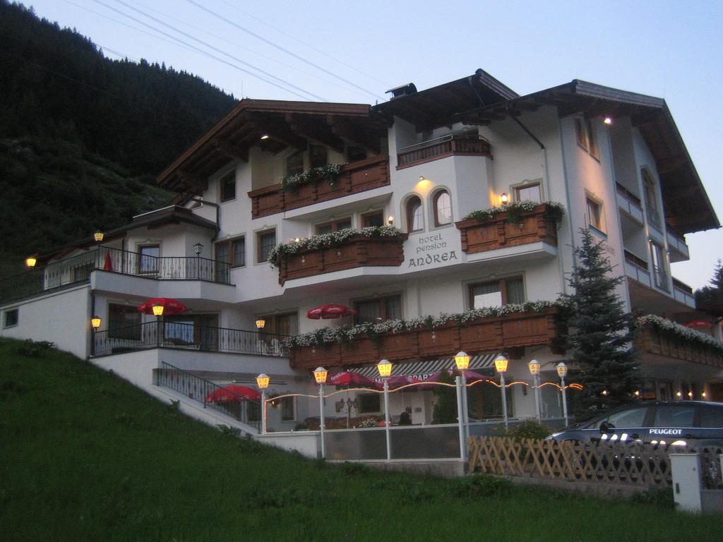 Hotel Andrea 3 Gerlos Bagian luar foto